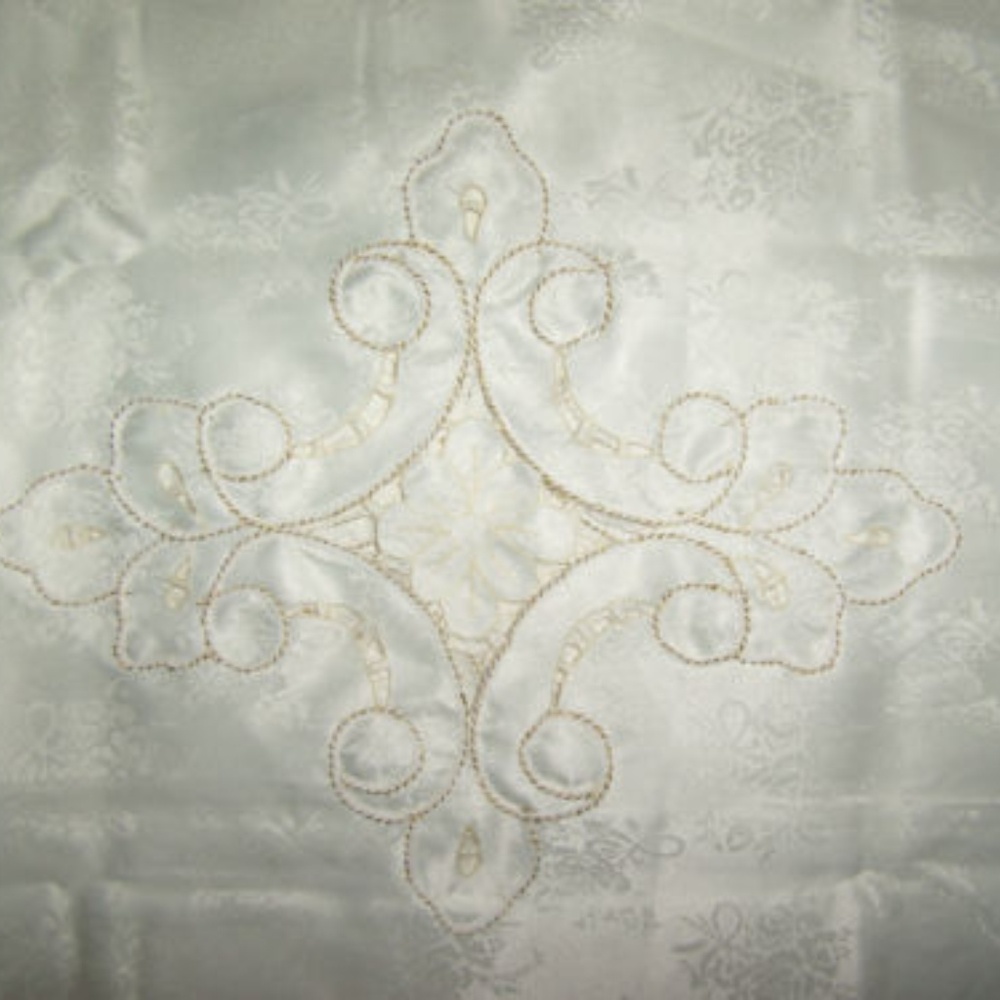 Vintage Rare Embroidered Cut-out Fabric Curtain 60"x 88.5"